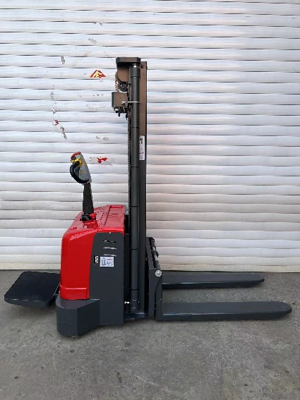 Chariot élévateur électrique a - Electric Forklift avis et prix