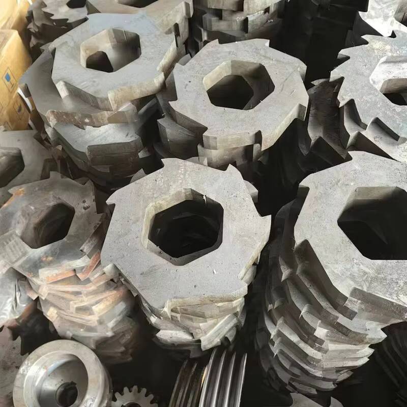 Broyeur métallique robuste en  - Heavy Equipment Used avis et prix
